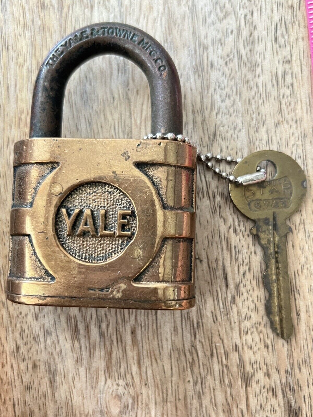 Vintage Old Yale & Towne Padlock With Key *Logo On Back*