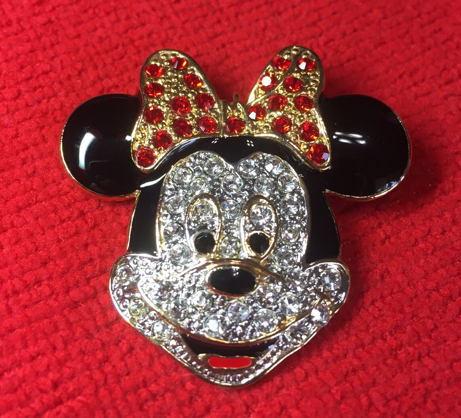 Vtg Authentic Disney Smiling Minnie Mouse Metal Head Pin Brooch With Crystals 
