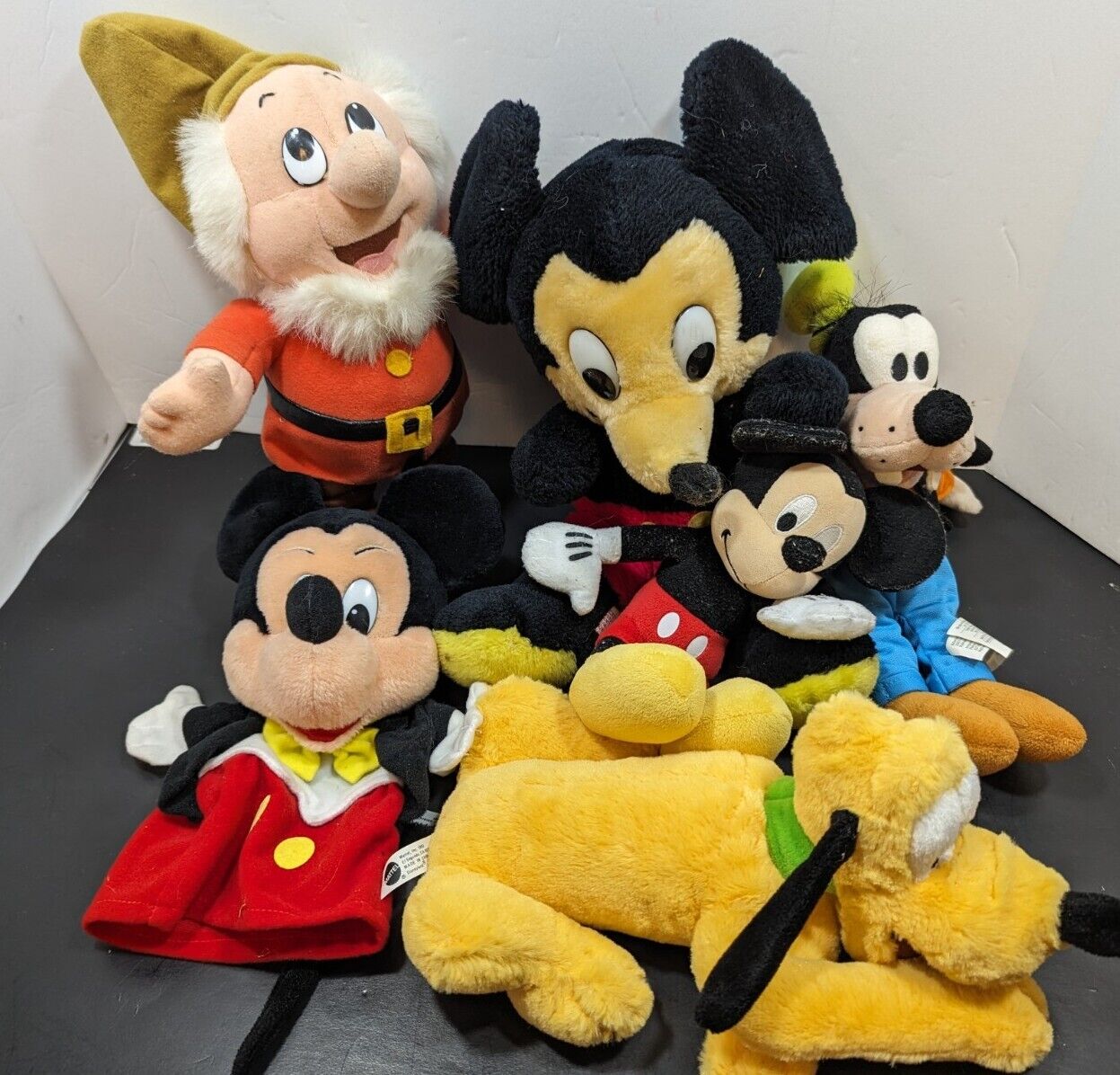 Lot of 6 Vtg Official Disney Mickey Mouse, Goofy & Pluto, Doc Dwarf Plush Toys