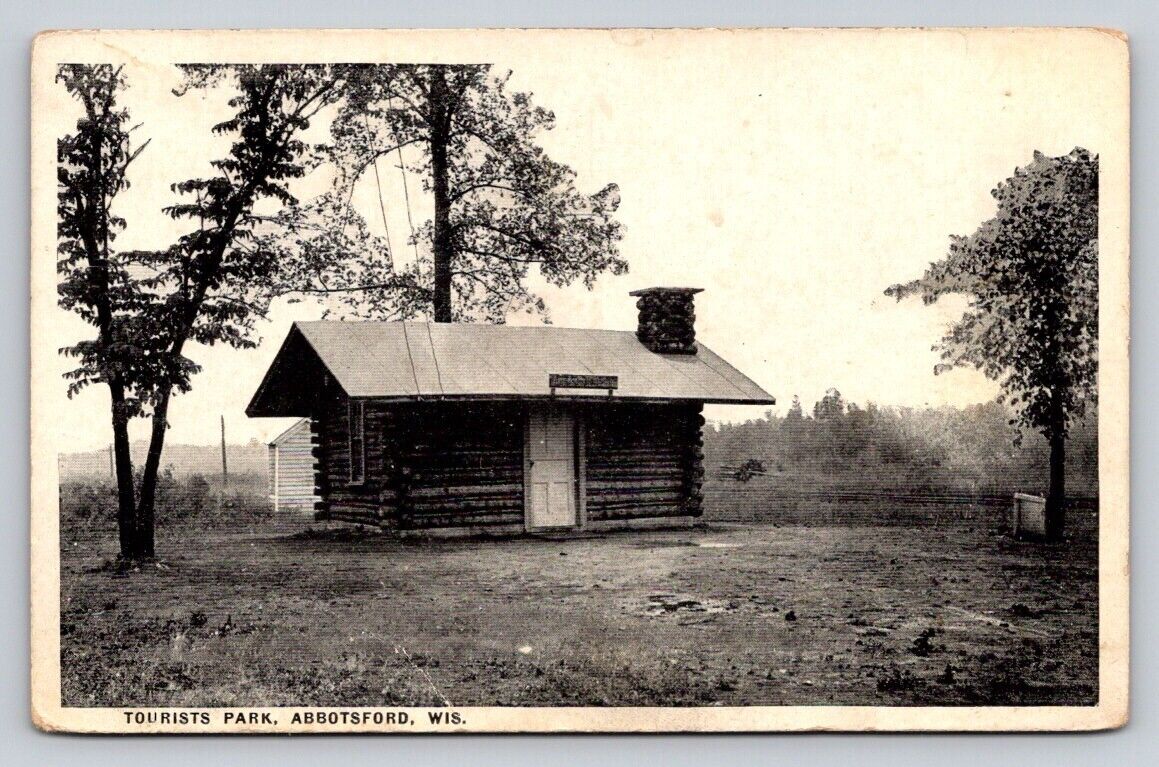 c1920 Log Cabin Tourists Park Abbotsford Wisconsin  P75A
