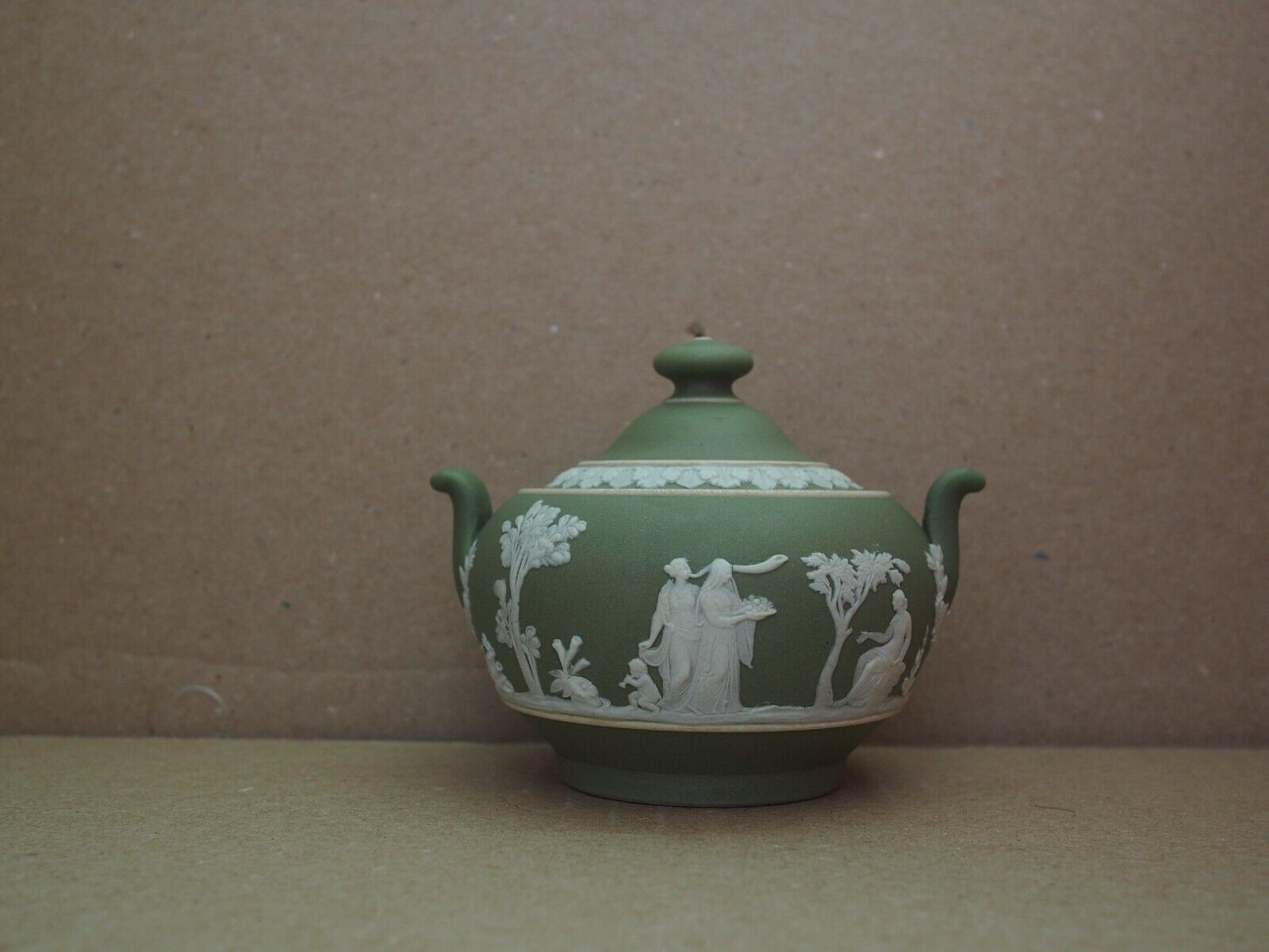 Wedgwood Jasperware bowl with lid