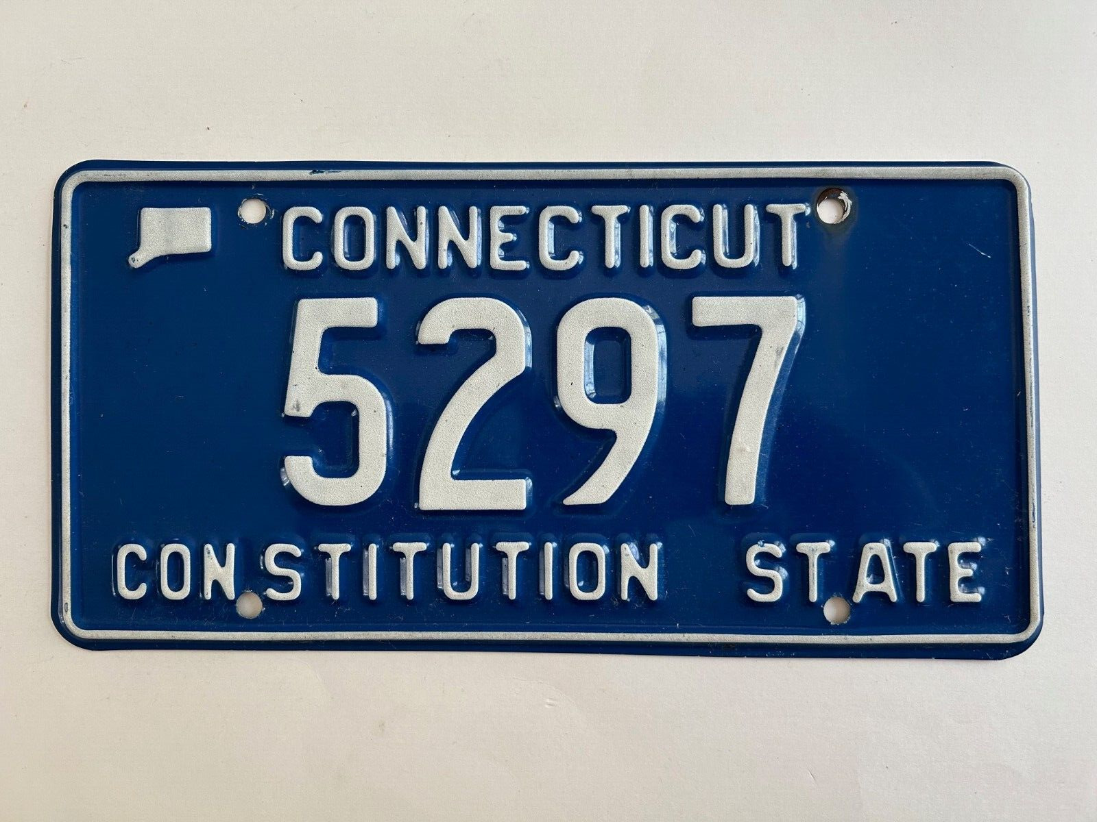 1990s Connecticut License Plate Low Number 4 Digit Nice Condition