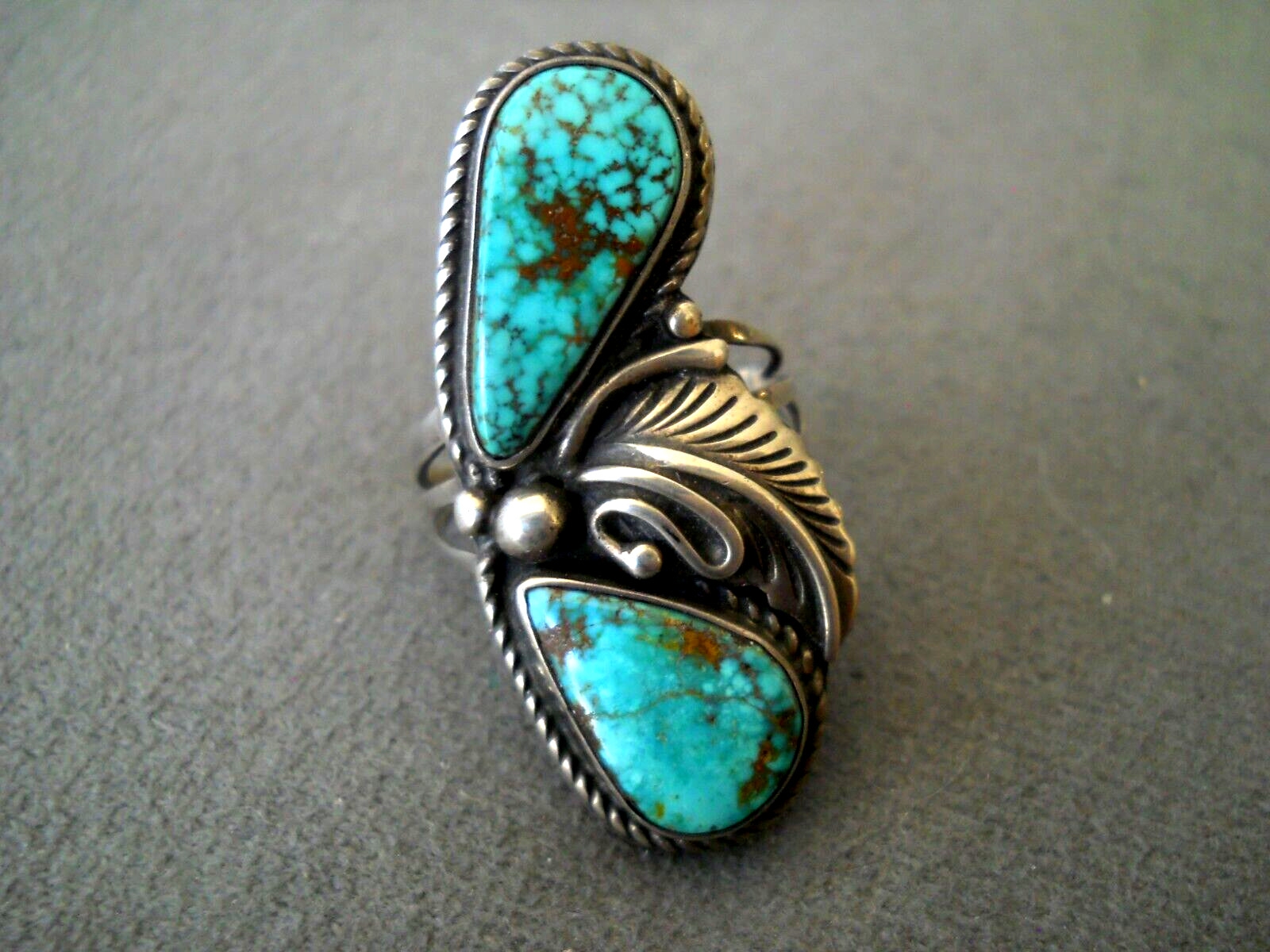 V. CRAIG High-Grade Native American Navajo Turquoise Sterling Silver Ring Size 8