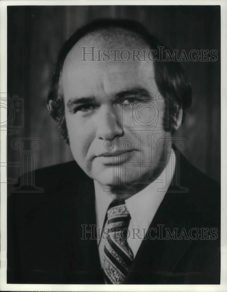 1973 Press Photo Dr. Irvin Gordon Uniroyal, Inc. - cvp17393