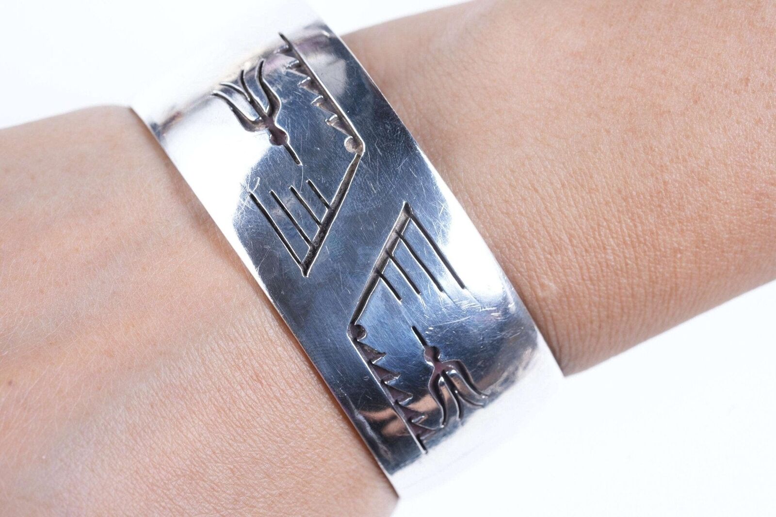 Heavy Vintage Native American Sterling Shadowbox cuff bracelet
