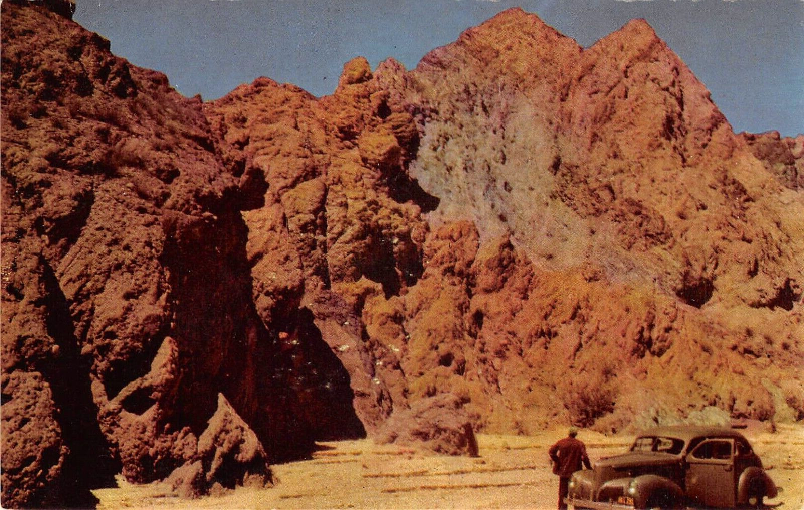 PAINTED CANYON Mecca, CA Desert Studebaker 76 Union Oil c1940s Vintage Postcard