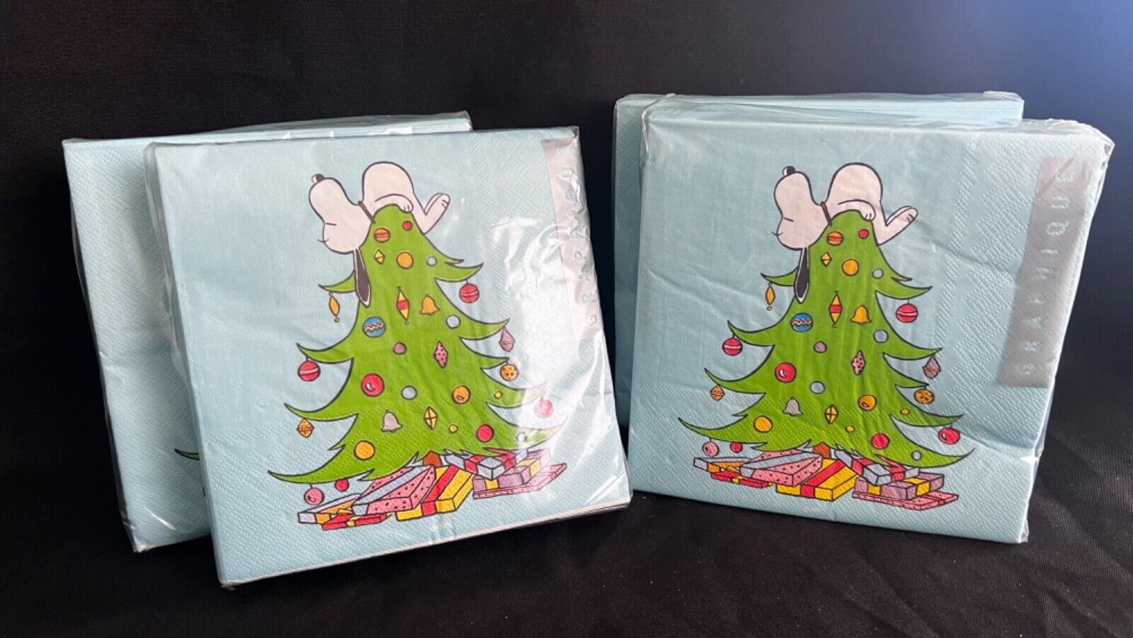 LOT OF GRAPHIQUE PEANUTS SNOOPY 4 CHRISTMAS Paper NAPKINS