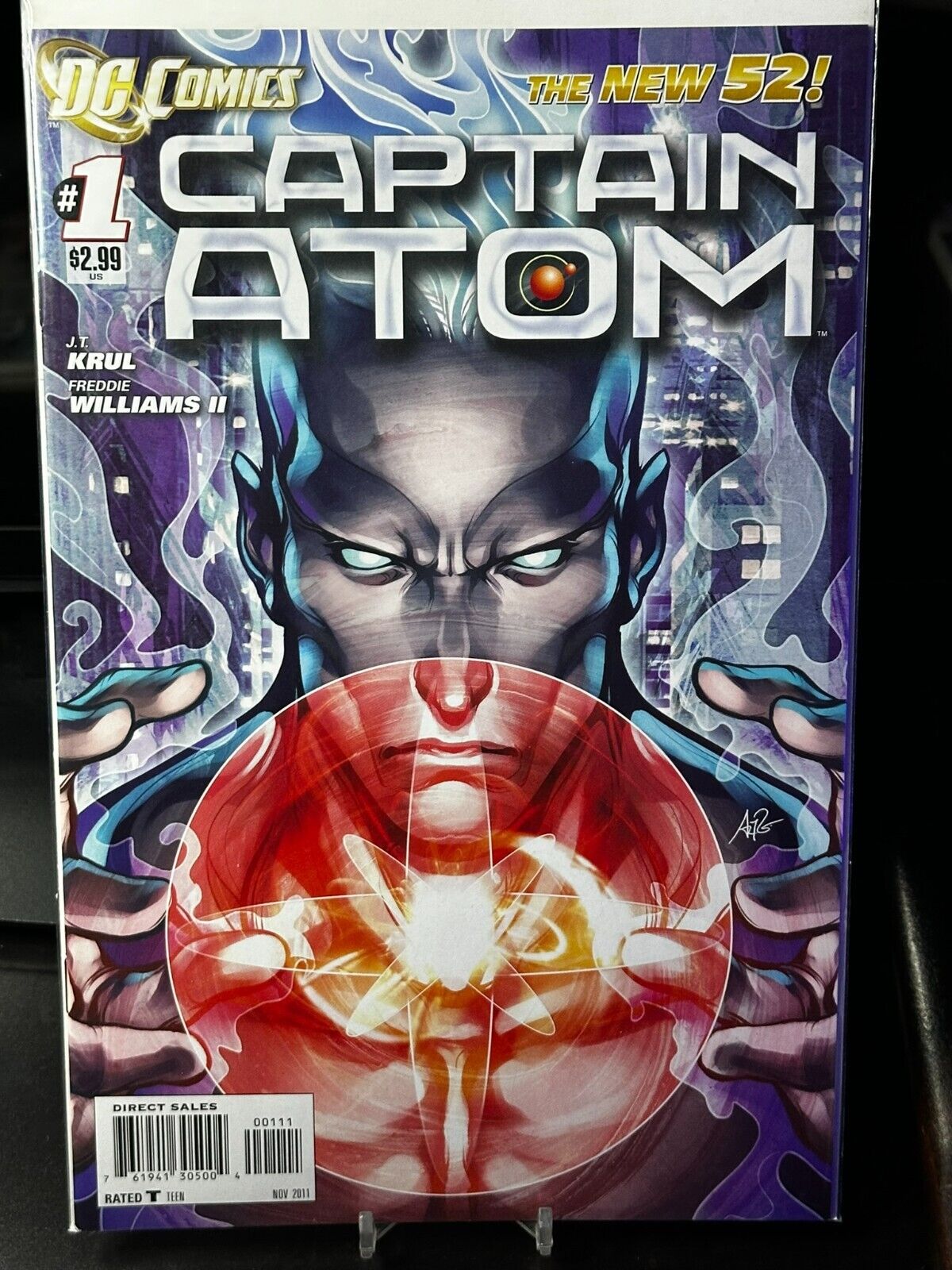 Captain Atom #1 (2011) DC Comics VF/NM