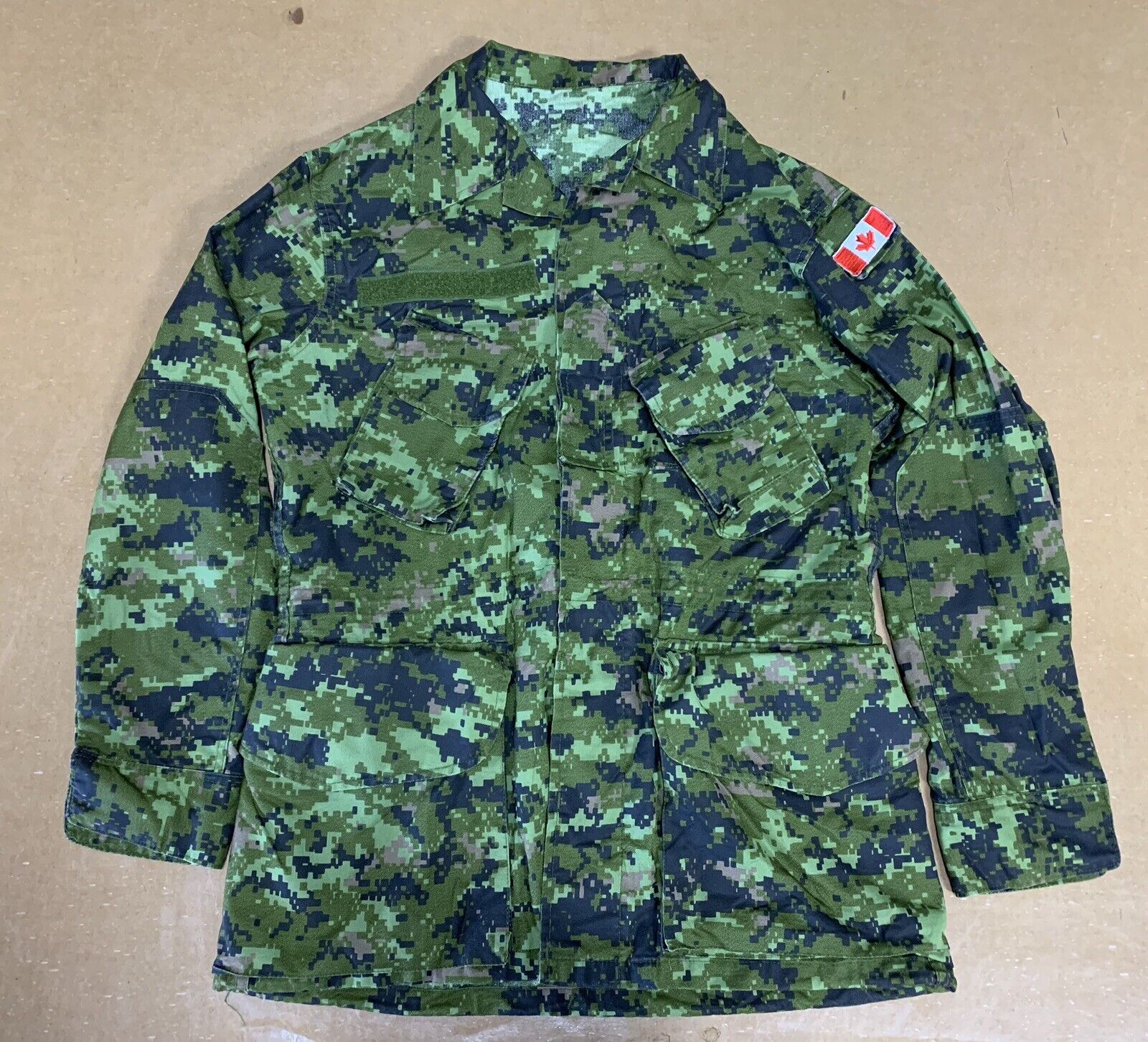 Canadian Army Coat Cadpat 6736 Like New