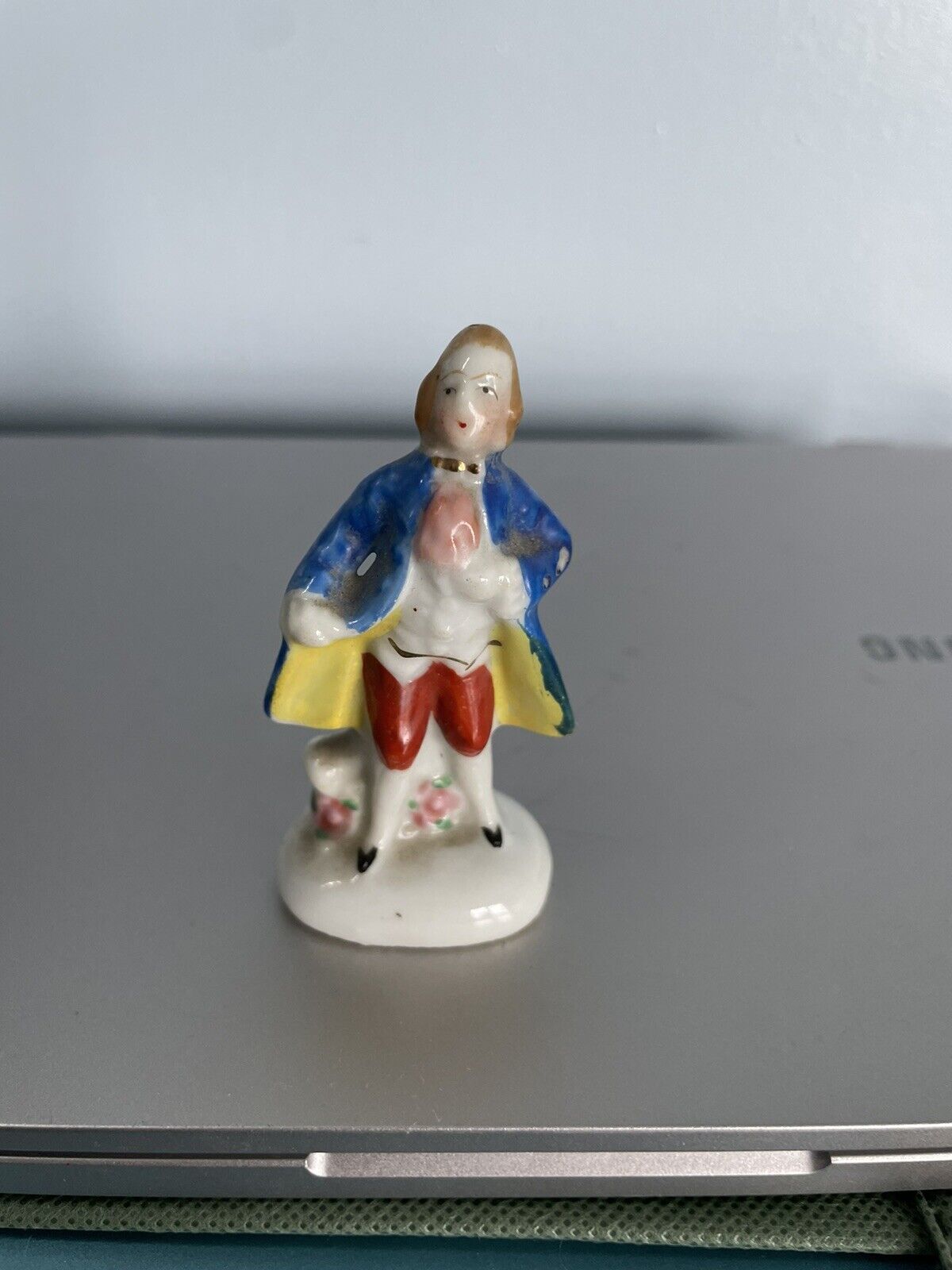 Vintage Porcelain Colonial Man Figurine  Made In Occupied Japan 1945 - 1952