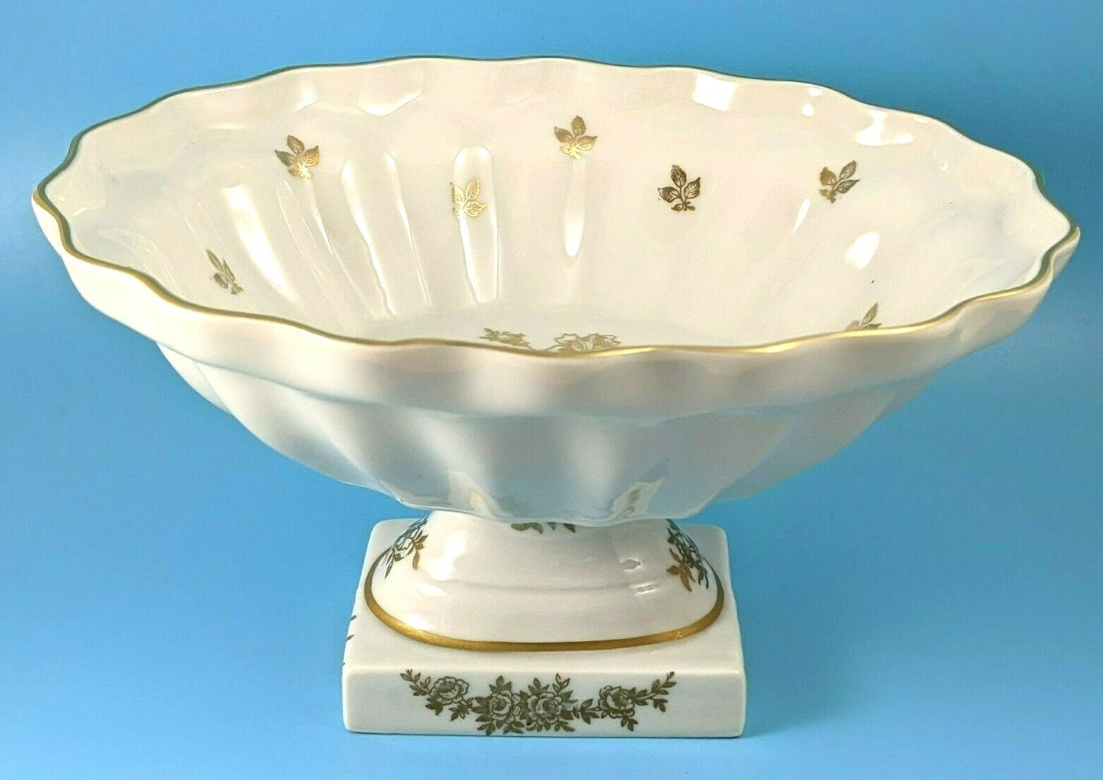 Limoges Royal Porcelain Pedestal Console Bowl Gold Floral Trim France