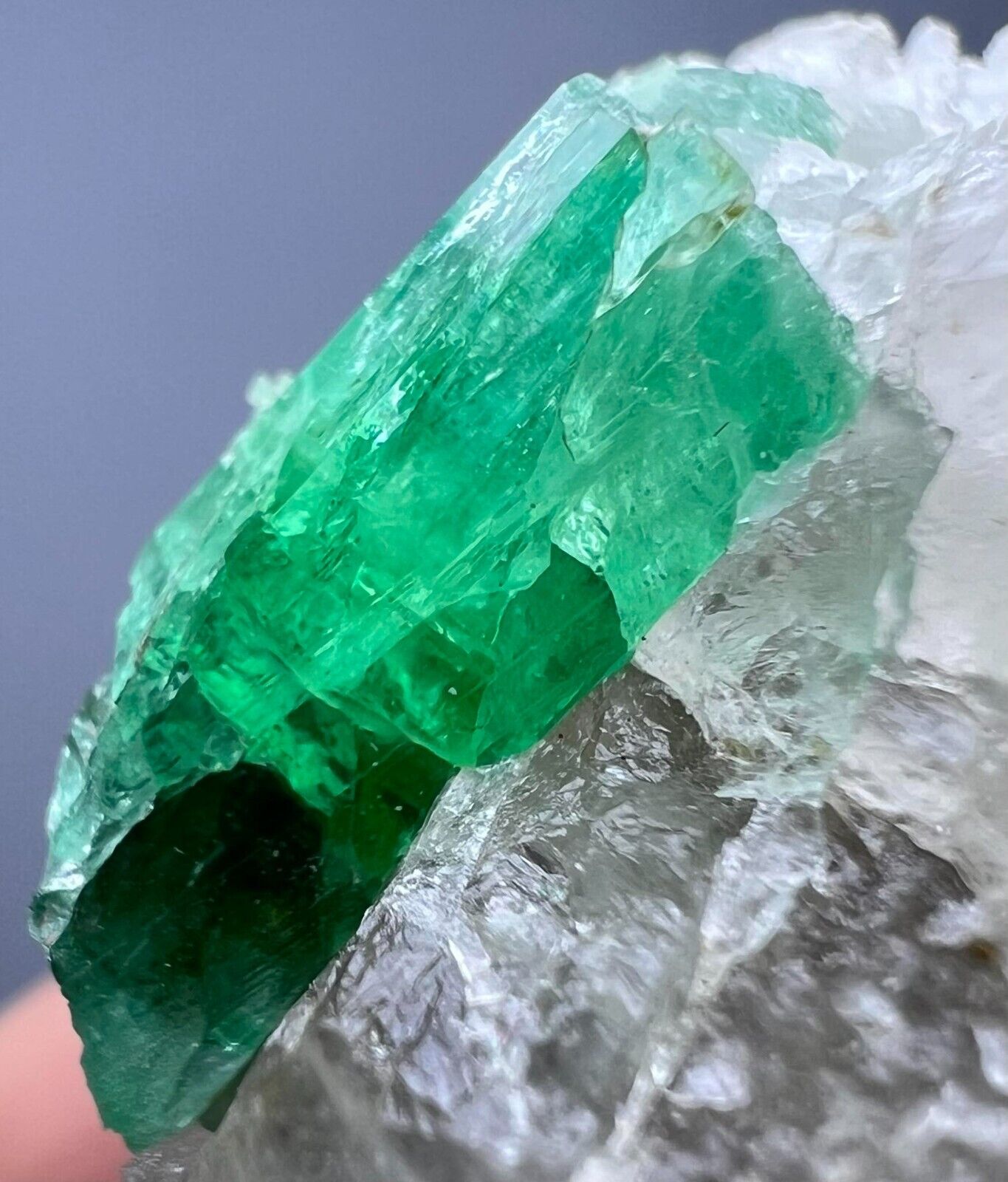 170 Carat Very Beautiful Top Green Chitral Emerald Crystal On Matrix @PAK