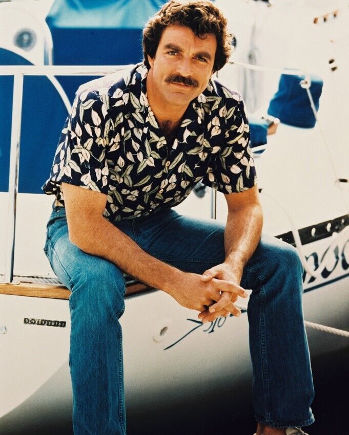 Magnum P.I. Tom Selleck 24x36 inch Poster