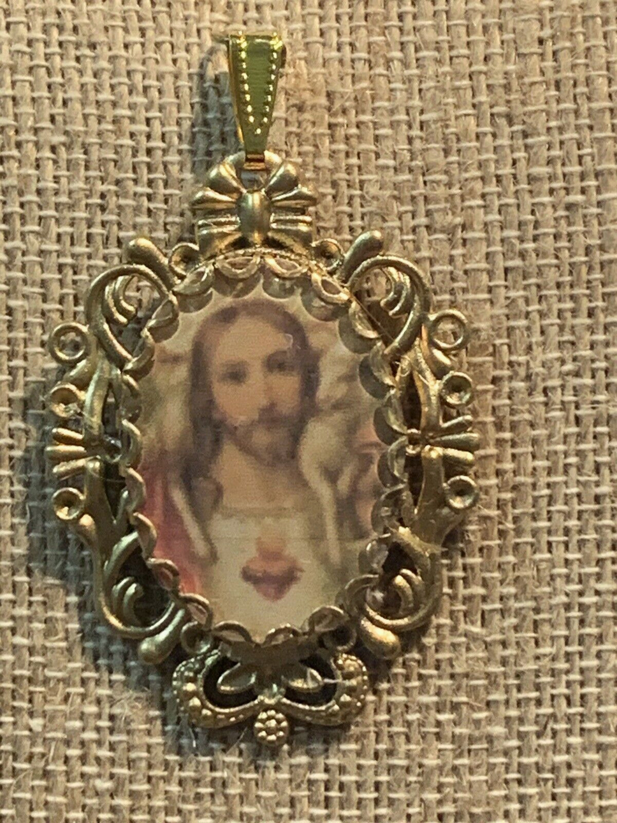 LG. FRENCH REPRODUCTION SACRED HEART JESUS W/LAMB CAMEO PENDANT.G crown bezel