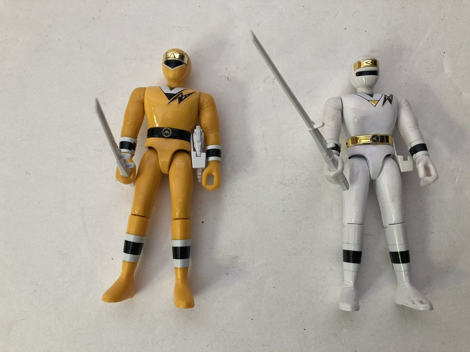 Vintage Retro Ninja Sentai Kakuranger Ninja Yellow Ninja White Chogokin