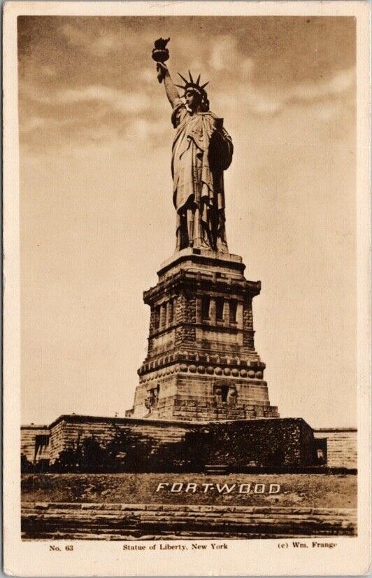 Vintage NEW YORK CITY Real Photo RPPC Postcard STATUE OF Liberty / 1937 Cancel