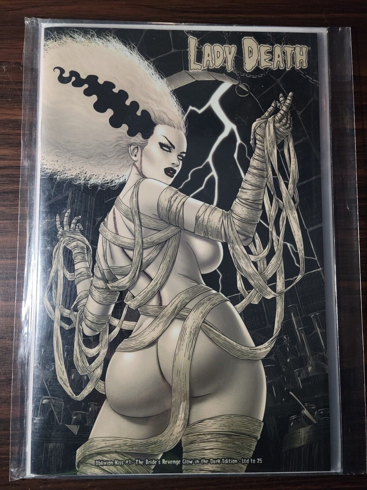 New Unopened LADY DEATH OBLIVION KISS #1 THE BRIDE\'S REVENGE GLOW IN THE DARK Ed