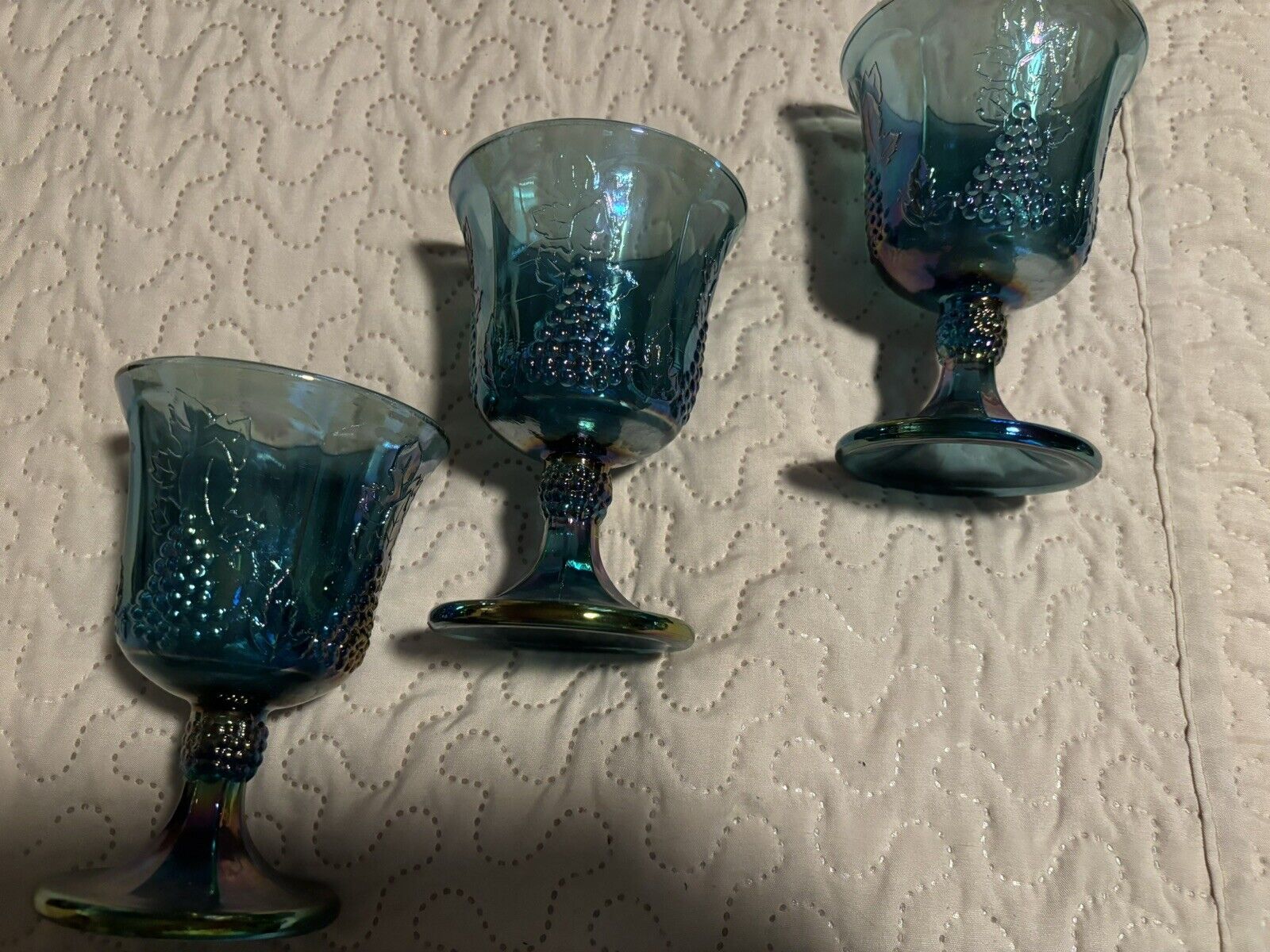 Vintage Indiana Blue Purple Carnival Glass Water Goblet Grapes Leaves  5 3/8\