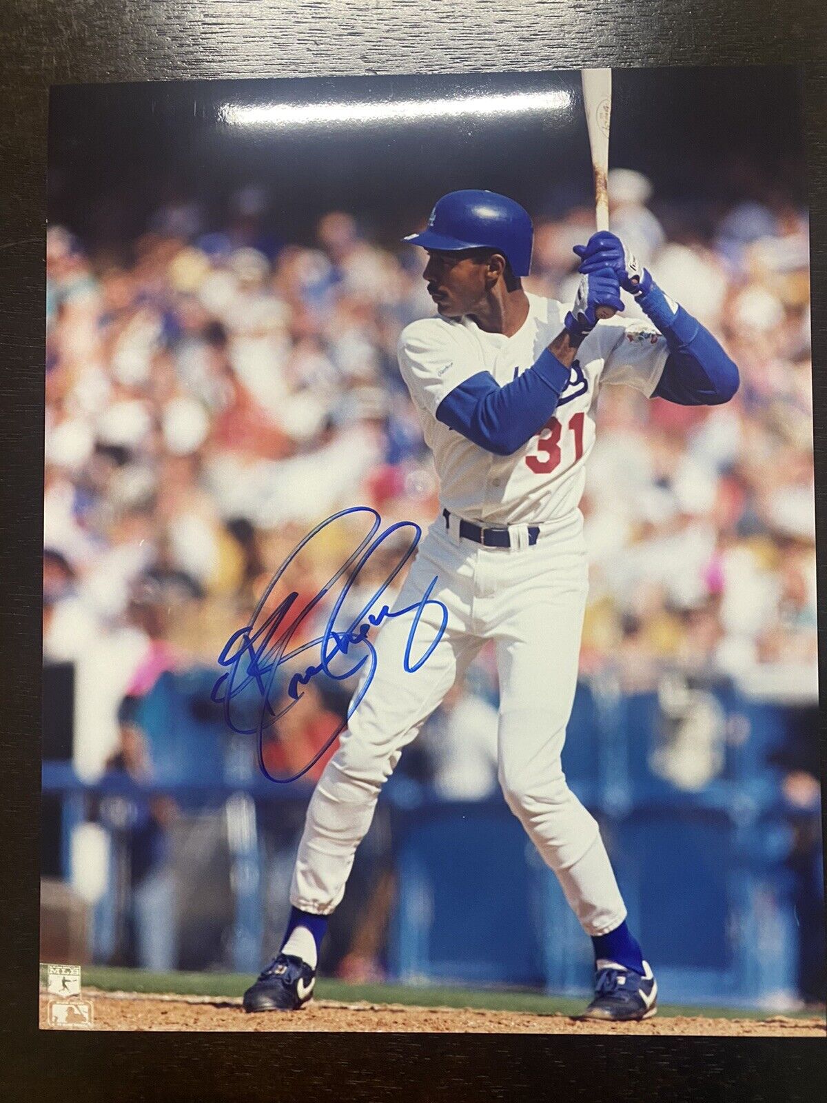 Signed 8 x 10 Photo - JOHN SHELBY - Los Angeles Dodgers