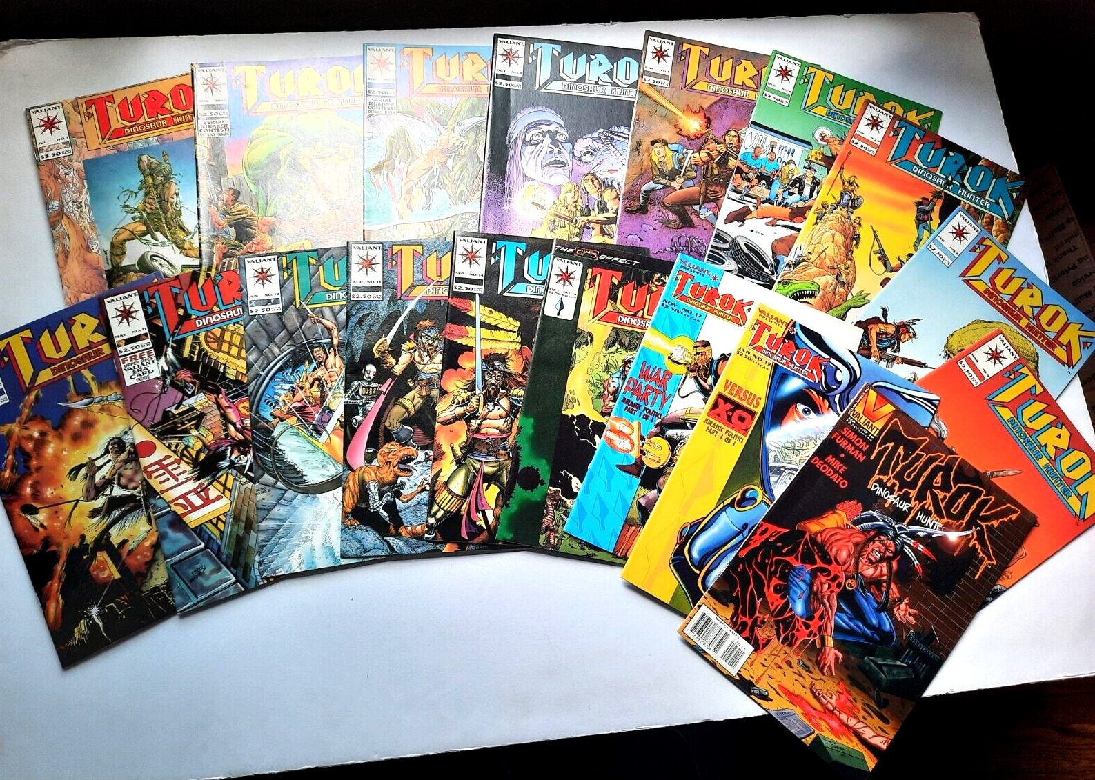 TUROK DINOSAUR HUNTER Lot of 18 Valiant Comics 1993-95 VF-NM #1-14,16-17,19,29
