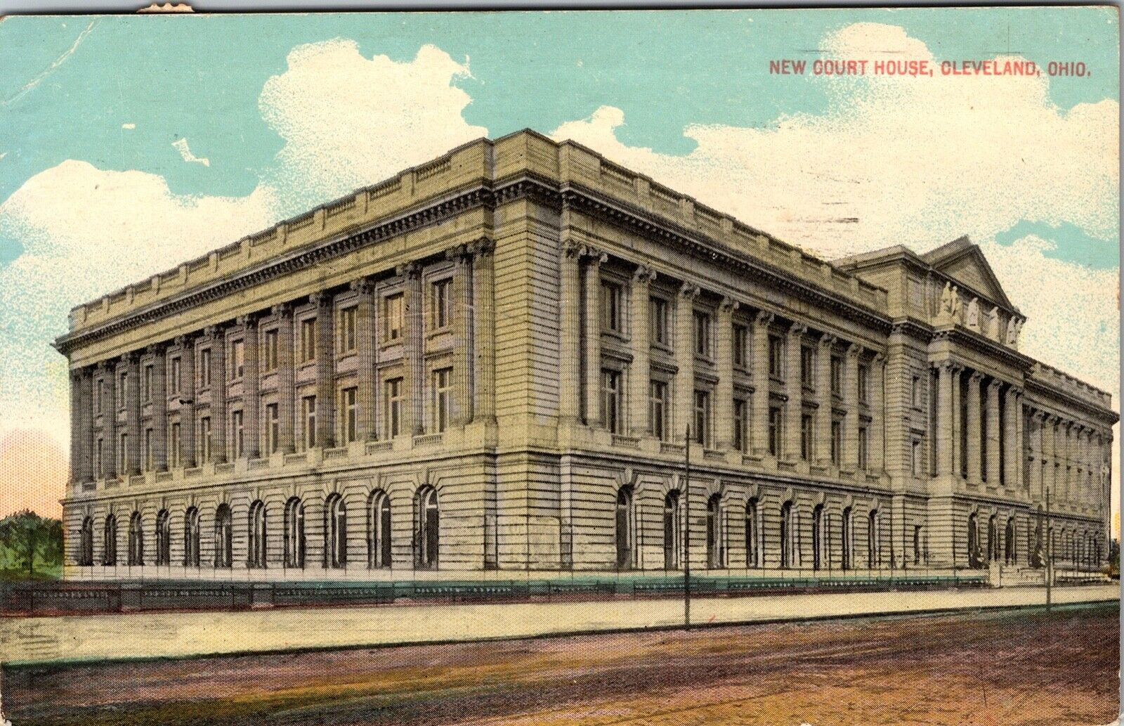 C. 1914 Cleveland New Court House Ohio OH Vintage Postcard Street Scene