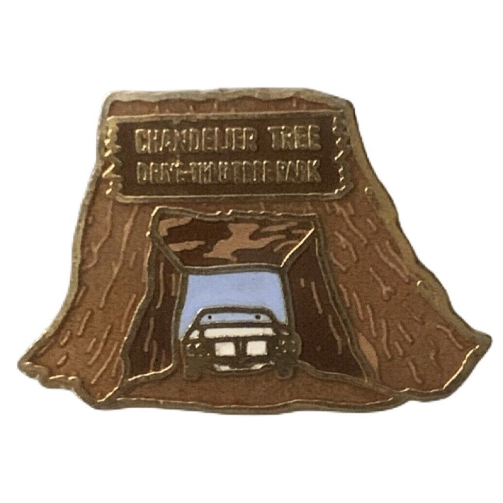 Vintage Chandelier Tree Drive-Thru Tree Park Travel Souvenir Pin