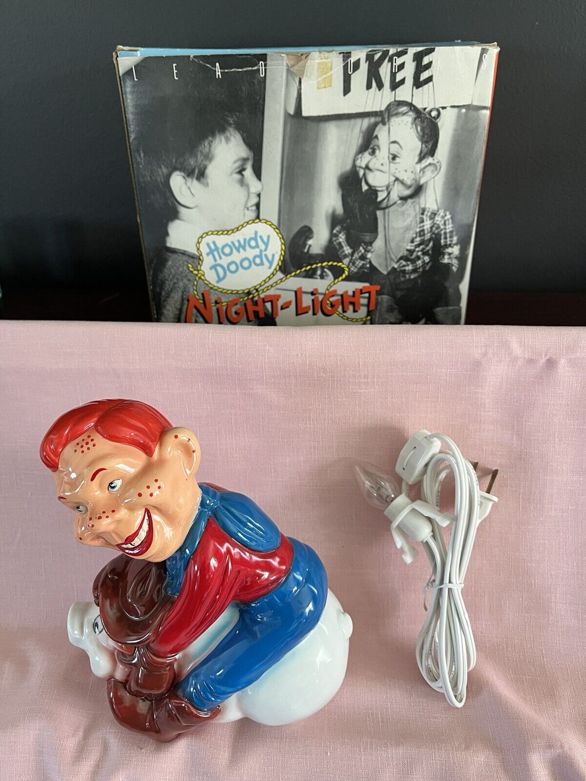 Vintage 1950's Howdy Doody Lamp Night Light Cowboy Riding A Pig Lights Up