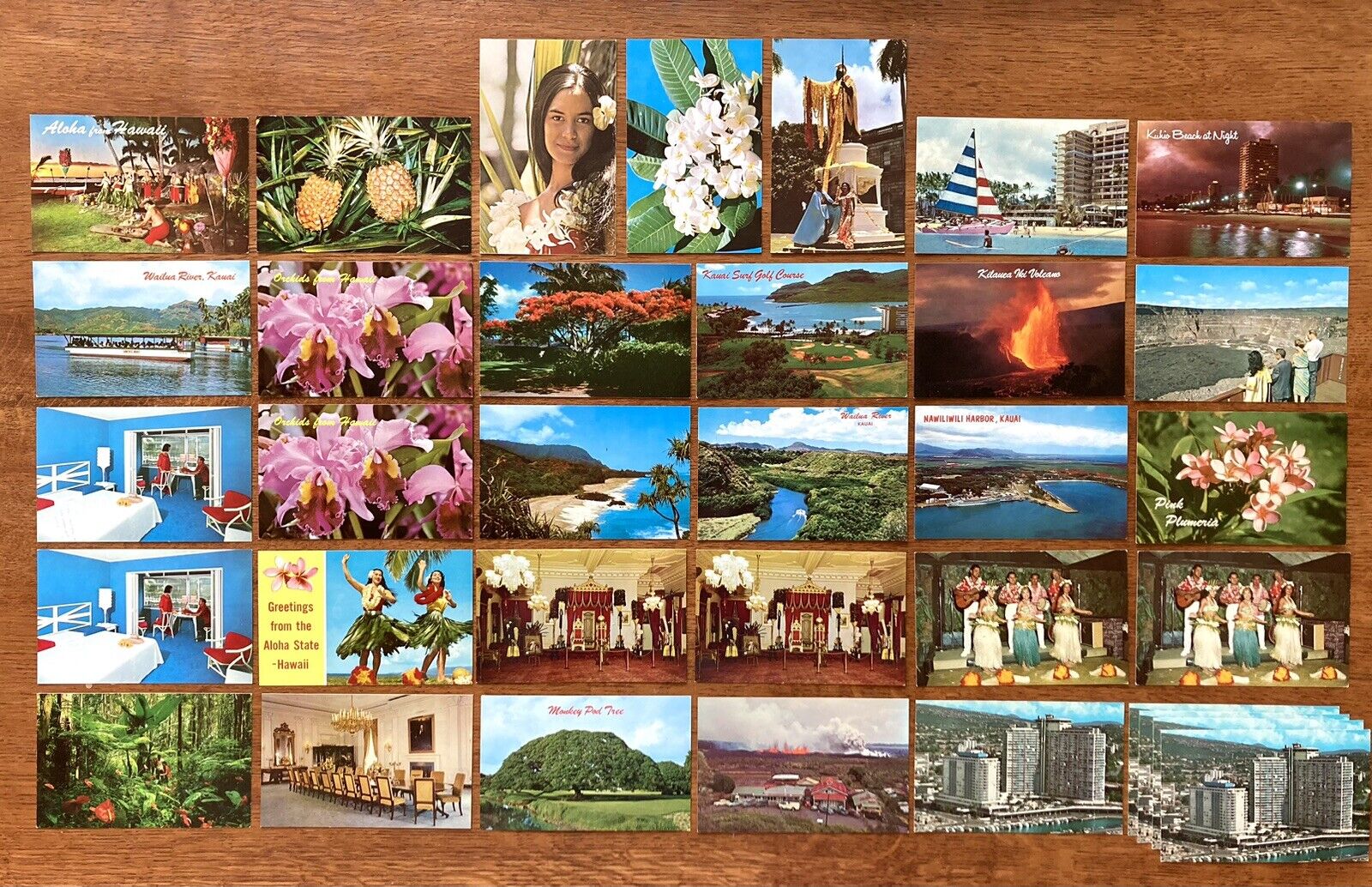 Lot of (33) Hawaii Vintage Postcards - Unused