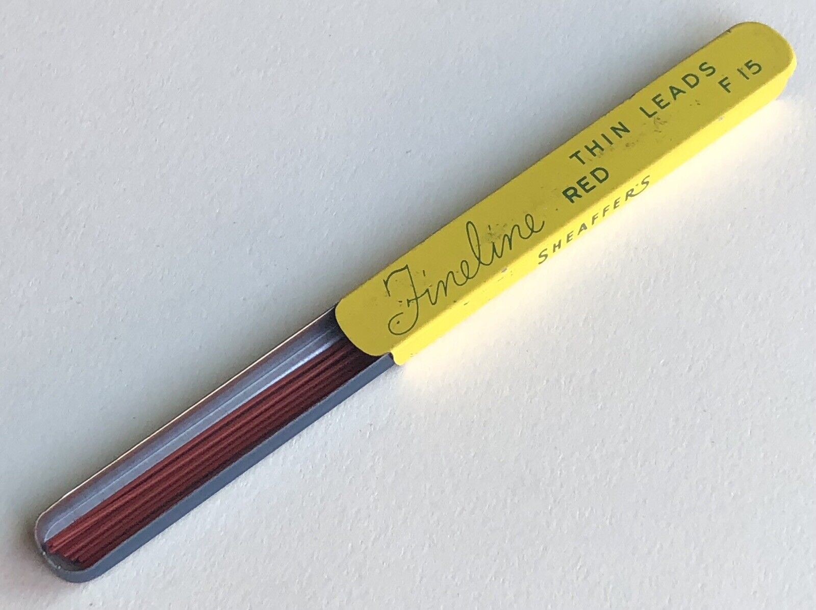 Vintage SHEAFFER Fineline Mechanical Pencil Lead RED .9mm Metal 8pk Tin USA