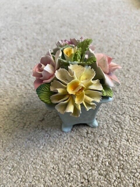 Chorley Vase of Flowers - Royal Staffordshire English Bone China - Apprx 4\