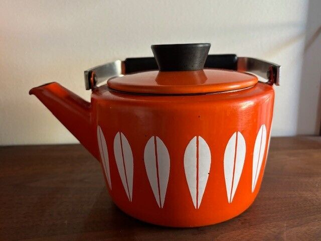 Vintage Mid-Century Cathrineholm Lotus Orange Enamel Teapot Kettle