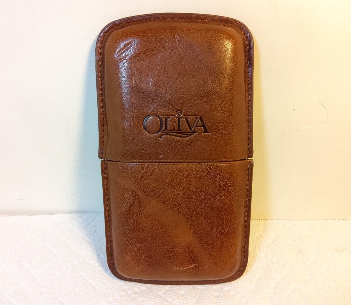 Oliva Leather Cigar Holder Case, Holds 3 Cigars