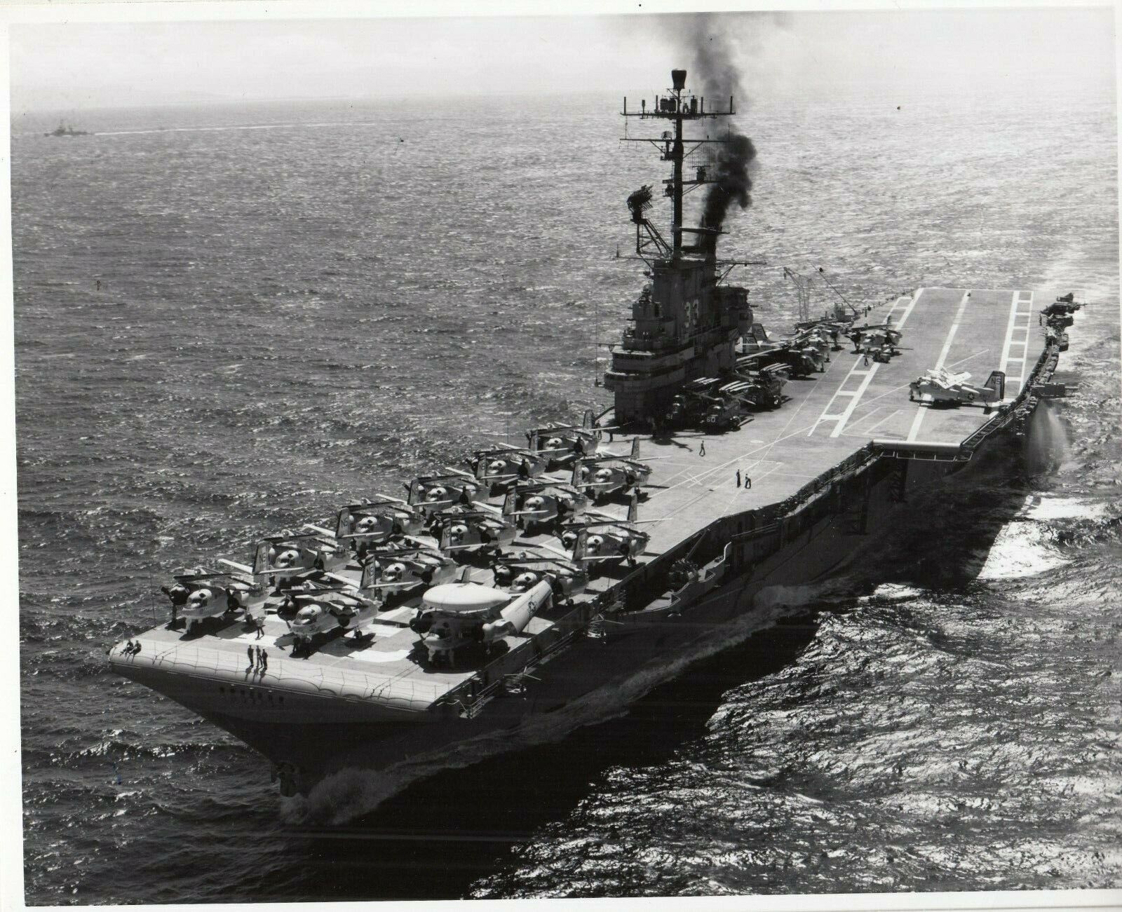 1966 Press Photo USS Kearsarge CV-33 Essex Class Aircraft Carrier Navy Released 