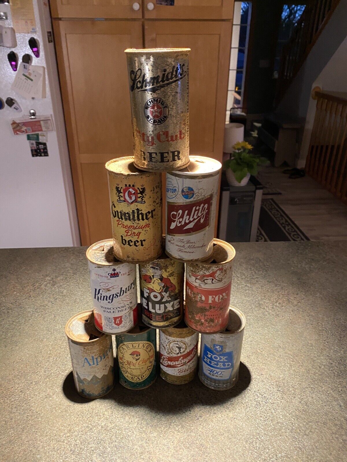 OLD  🍻 FLAT TOP BEER 🍺 CAN LOT OF 10  See Pictures DENTS,HOLES, RUST ECT…..