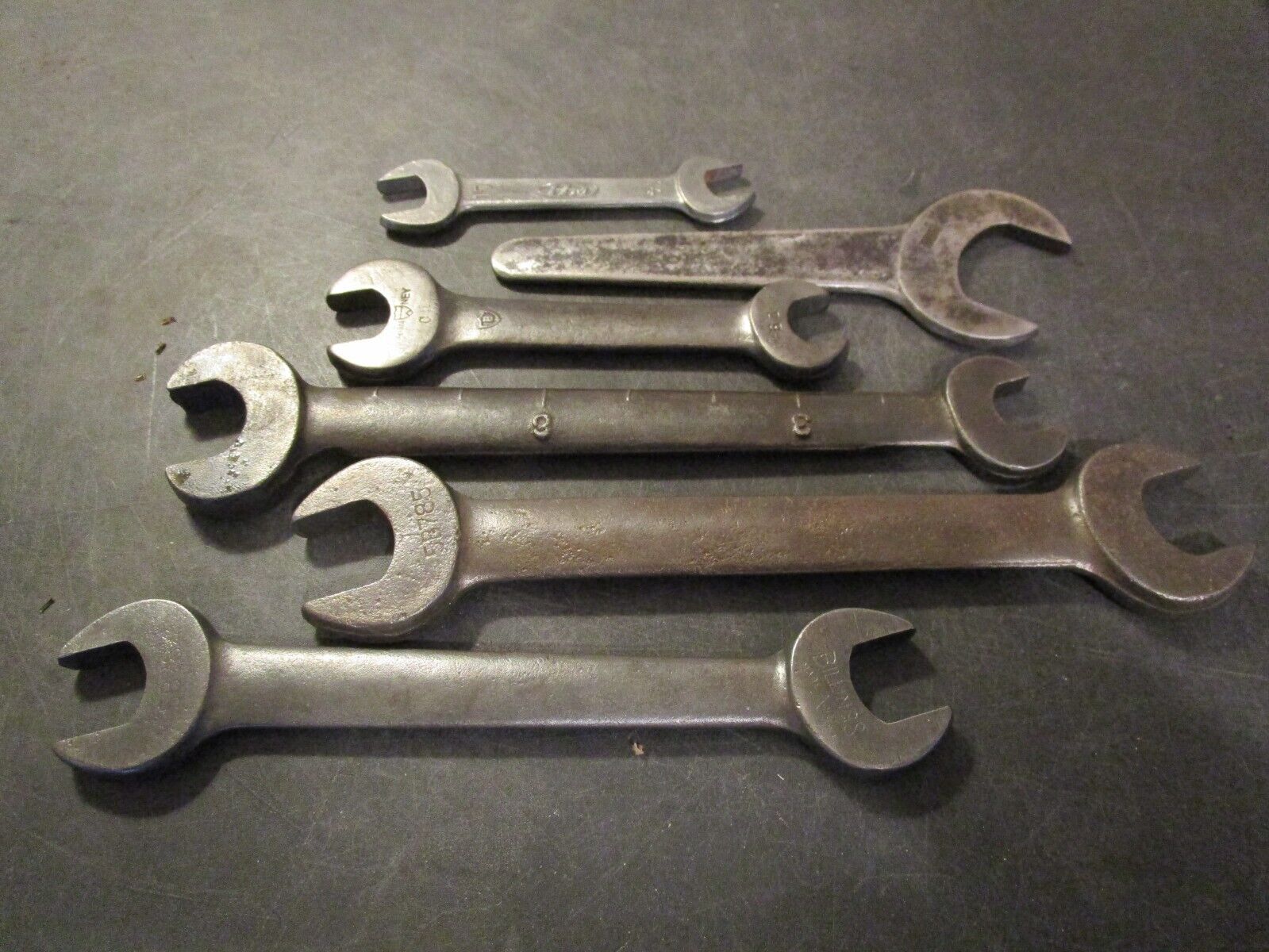 LOT OF 6 VINTAGE FARM IMPLEMENT MECHANIC WRENCHES MULTIPLE BRANDS & SIZES, NICE