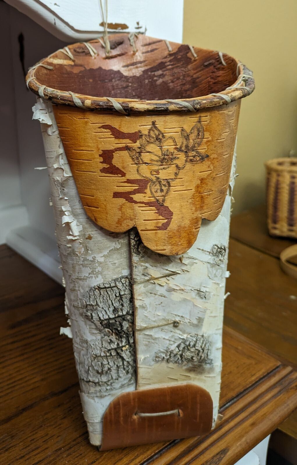 White Oak Birch Bark Carved Hanger Sconce Vintage 