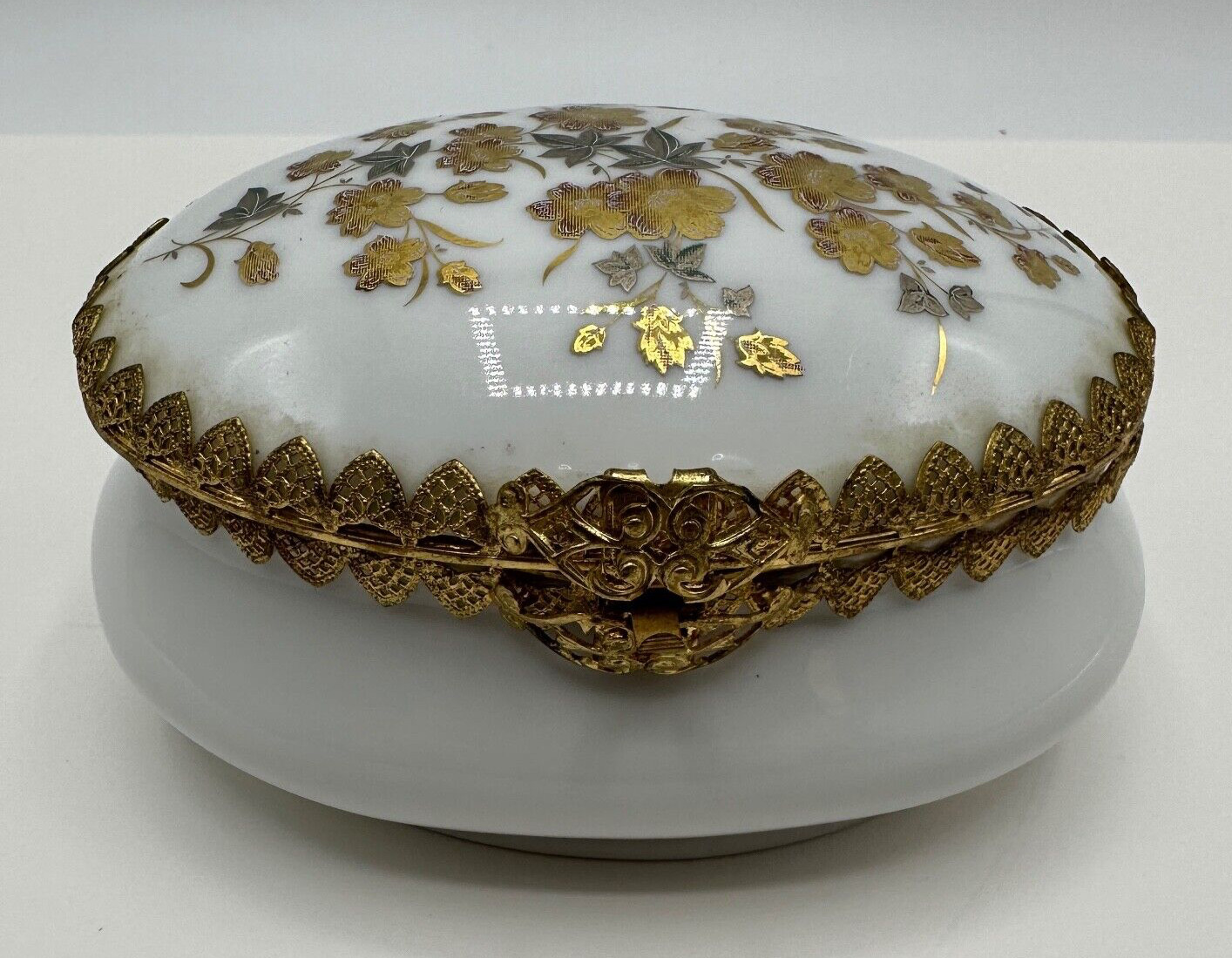 Leander 1964 RKG China Of Boheme Jewelry Trinket Box 4\