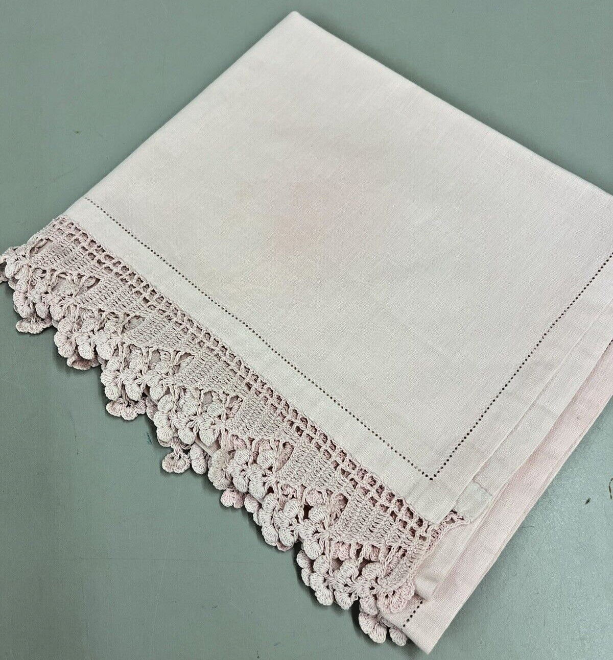 Lt pink Vintage Linen Dresser Scarf/Table Topper/Doily 21x36 Hand-crocheted edge