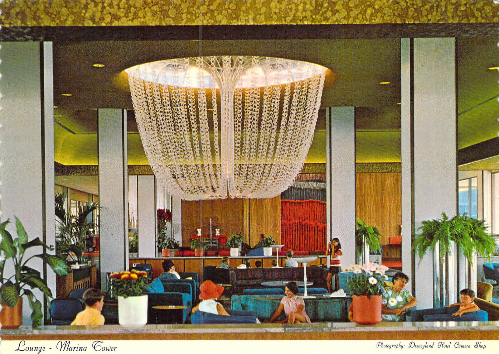 1970 CA Disneyland Hotel Lounge Chandelier Marina Tower Mint 4x6 postcard Ct29