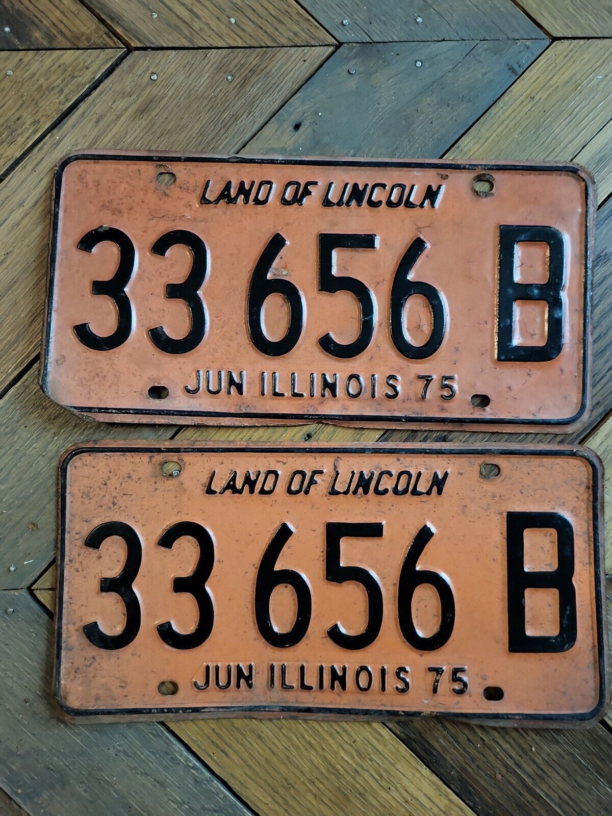 1975 Illinois License Plates Original Matched Pair # 33 656 B Vintage