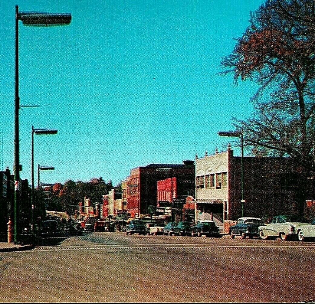Vtg Chrome Postcard Niles Michigan MI Main Street Looking West 1950s Cars UNP