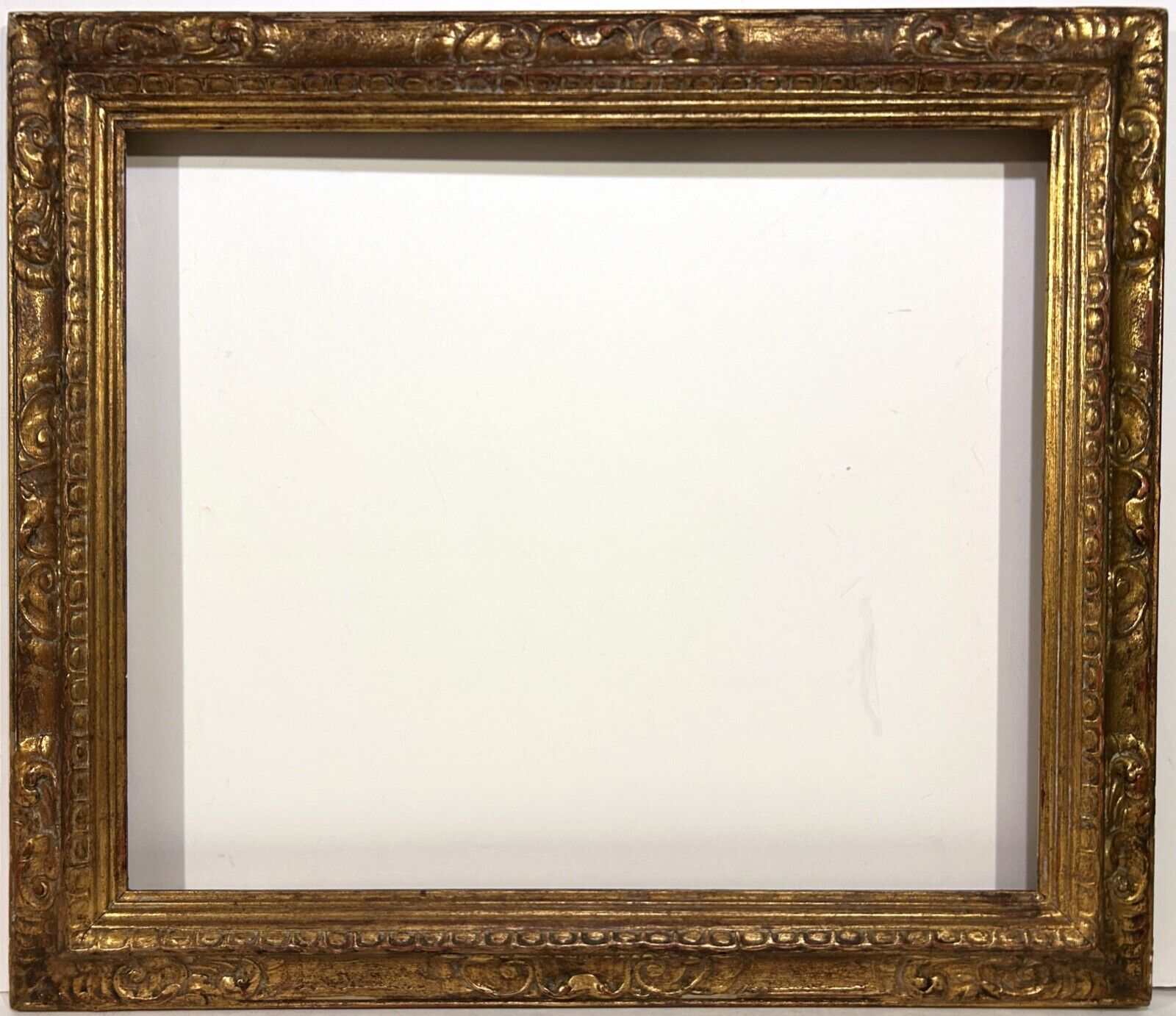 Antique 19/20th c. ITALIAN STYLE Gilt Carved PICTURE FRAME for 20\
