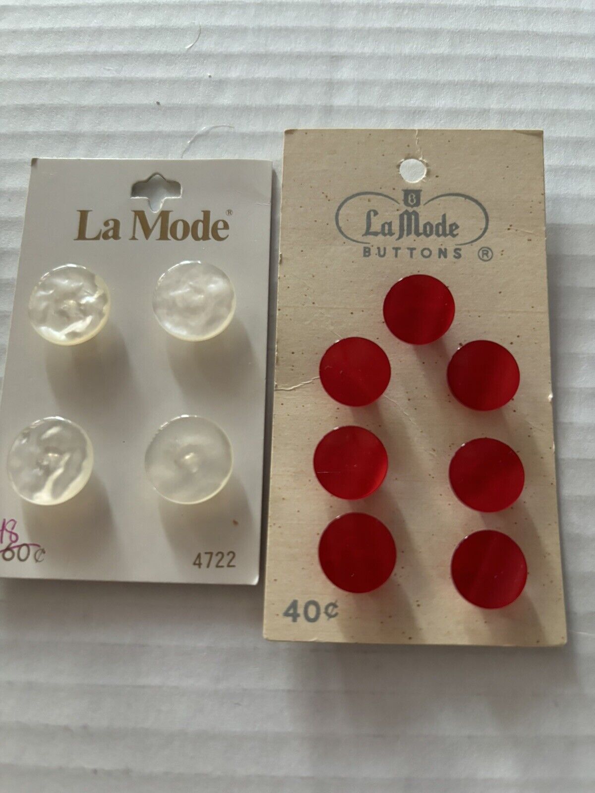 Vintage Carded Buttons La Mode. 2 Cards