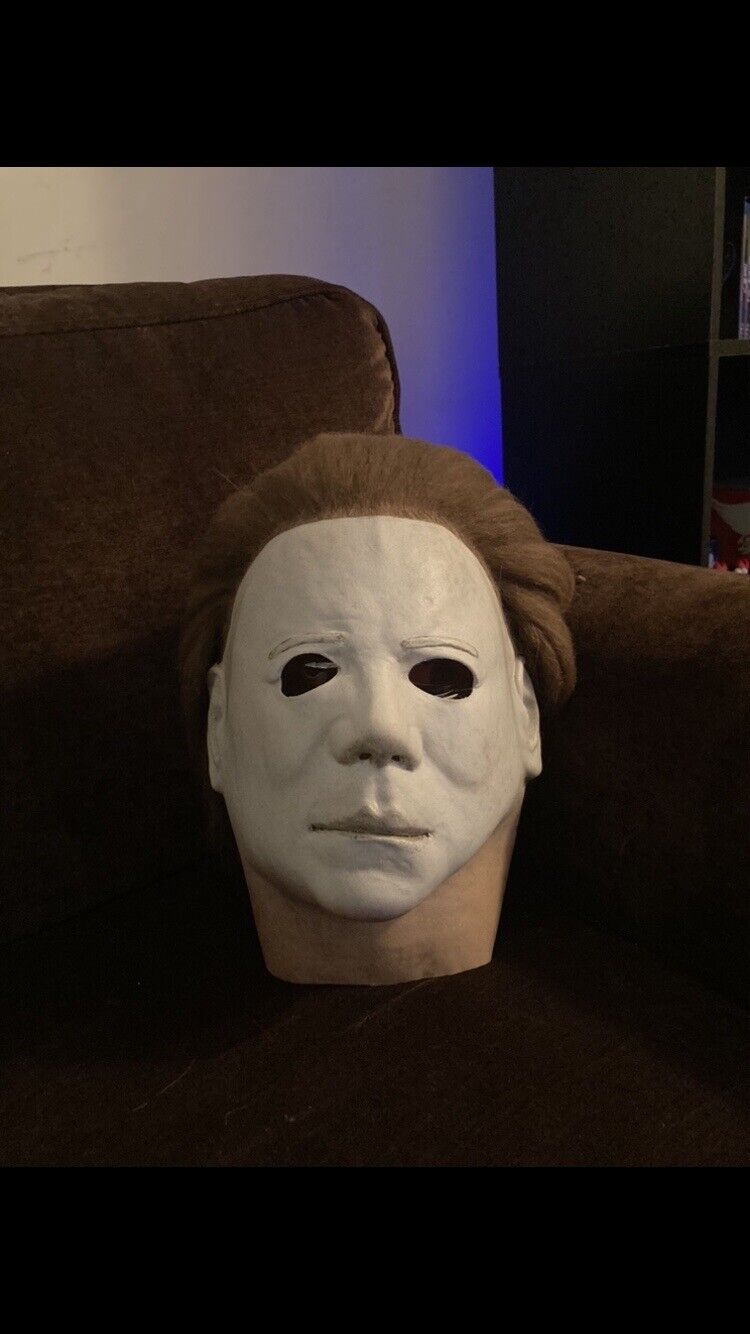 Halloween II Deluxe Michael Myers Mask By Trick Or Treat Studios