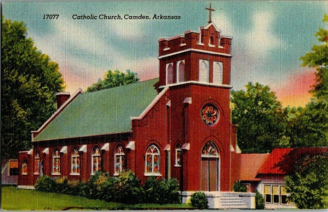 1940\'S. CAMDEN, ARK. CATHOLIC CHURCH. POSTCARD. RC8