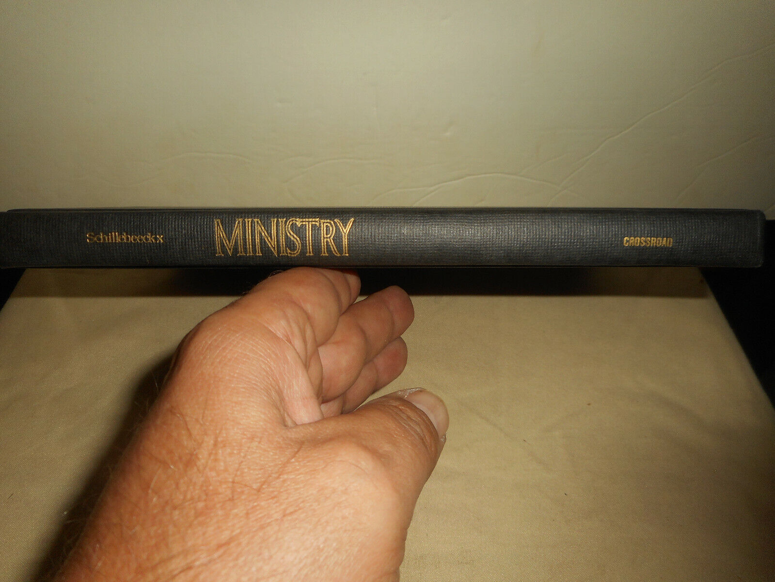 MINISTRY Leadership In The Community Of Jesus Christ E Shillebeeckx 1981 HC BOOK