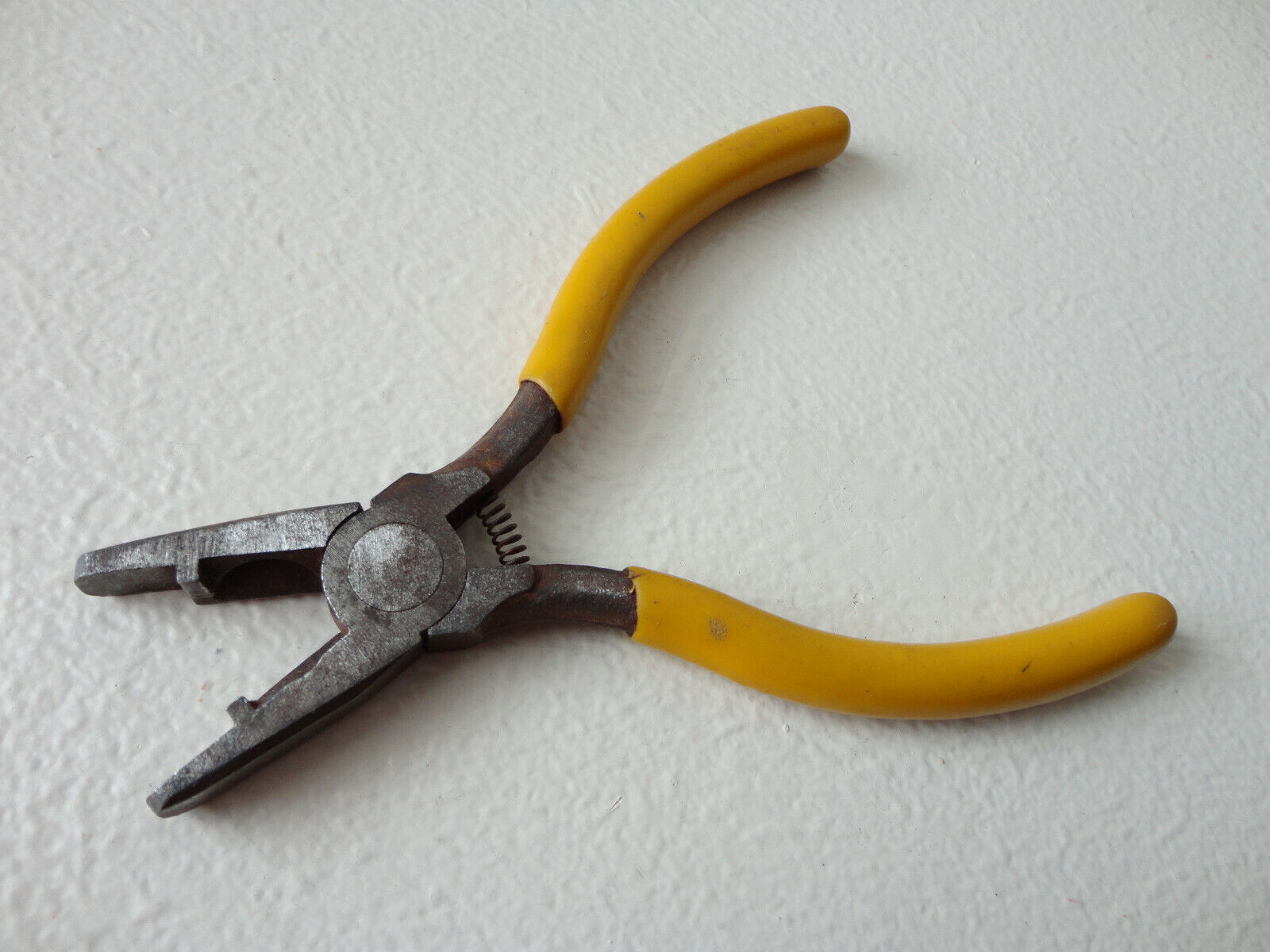 Unusual Specialty Pliers With Cutting Edge, Spring And Jaws That Do Not Close