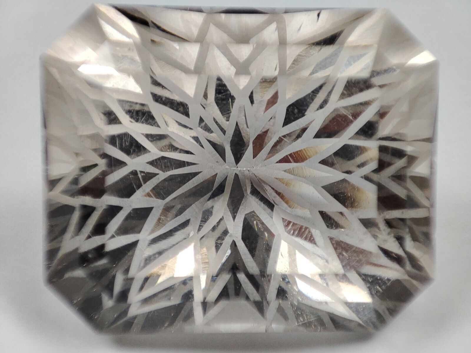 85 CT UNBELIEVABLE 100% Natural Quartz Clean Full Flower Cut Gemstone @PAK
