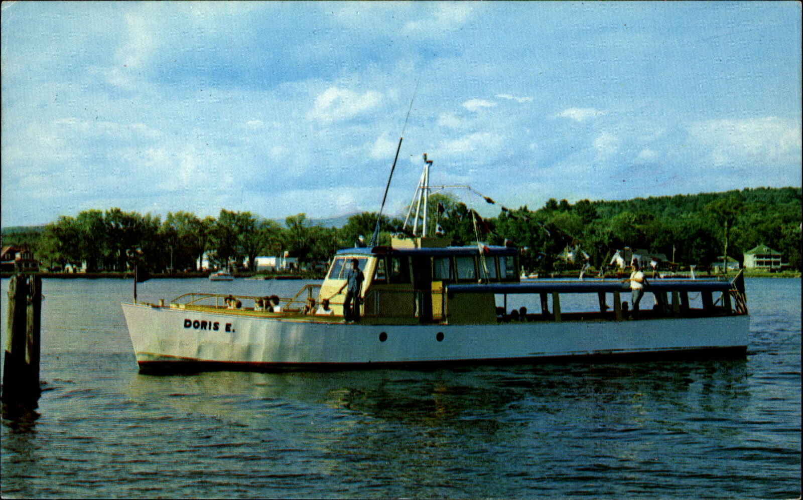 Doris E. excursion tour boat ~ Meredith NH New Hampshire