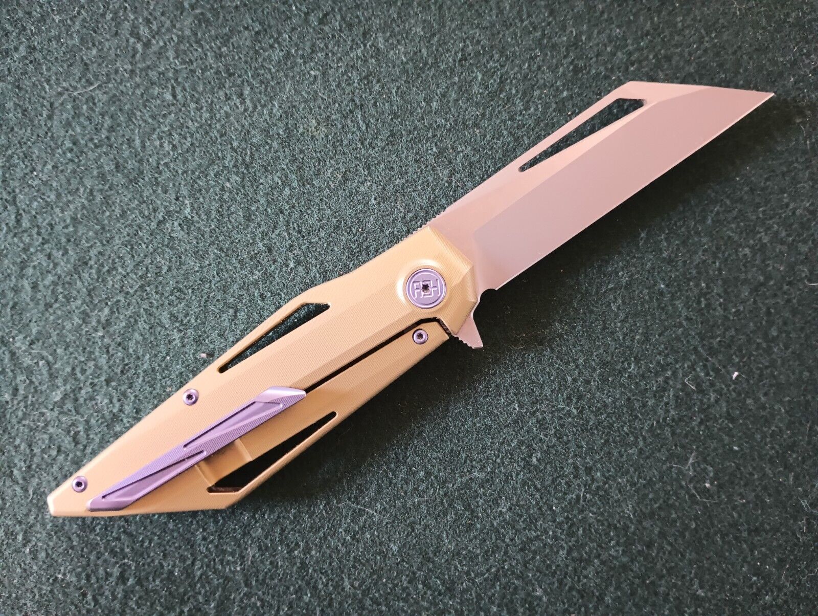 HEAdesigns Wingman S35vn Blade Titanium Framelock Flipper (plus accessories)